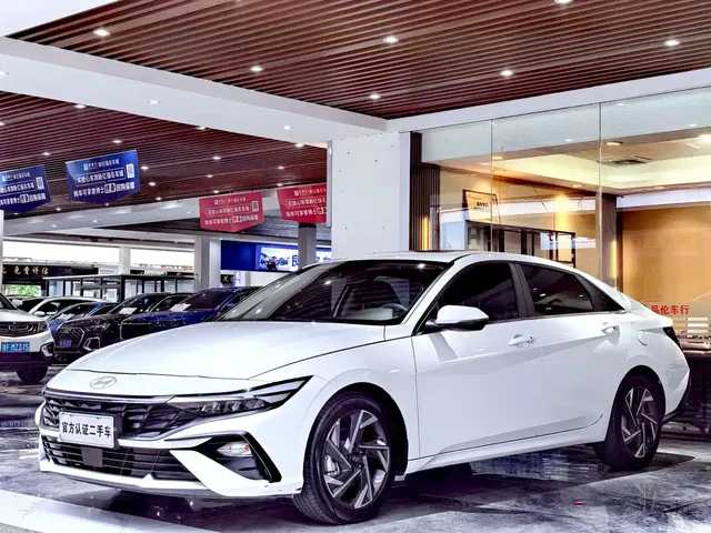 Hyundai Elantra 2023 1.5L CVT GLX Elite Edition