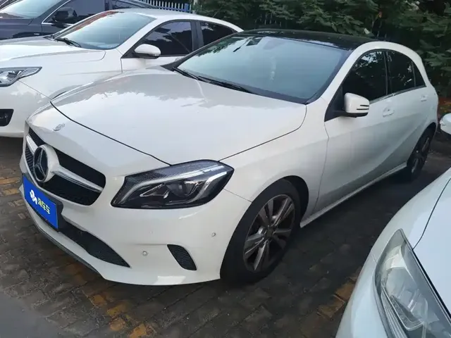 Mercedes-Benz A-Class (Import) 2017 Facelift A 200 Dynamic