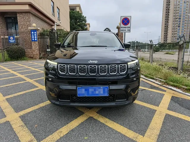 Jeep Compass 2021 220T Automatic Leading Edition