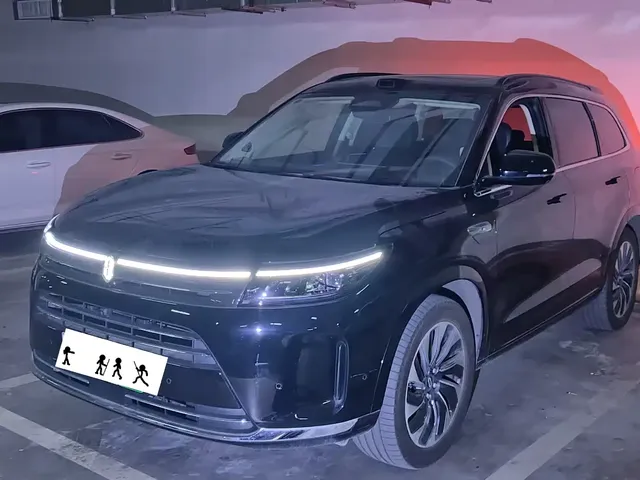 AITO Wenjie AITO M7 2024 1.5T Smart AWD Max Edition 5-Seater