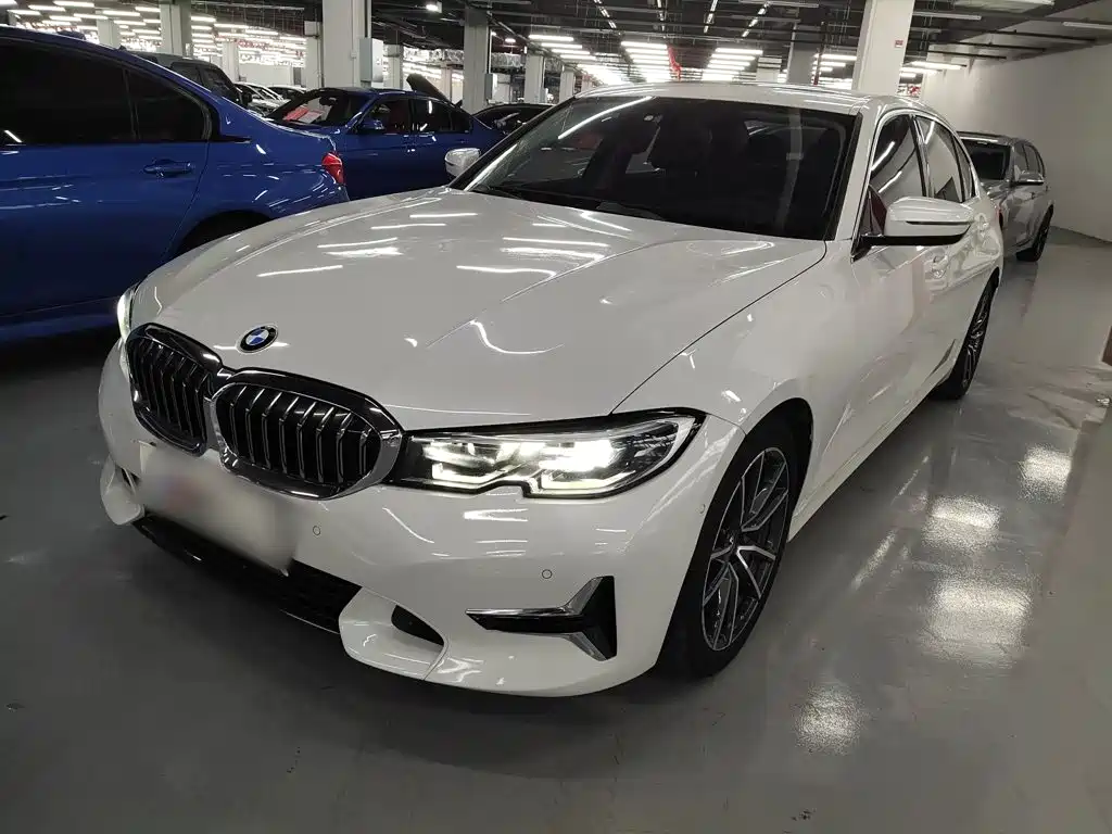 BMW 3 Series 2020 325Li Launch Edition