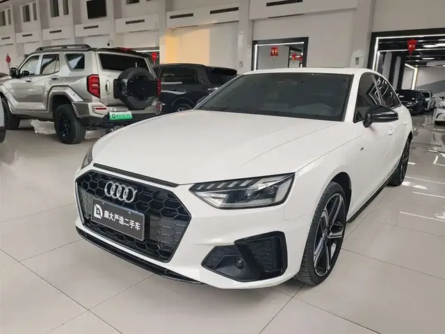 Audi A4L 2024 40 TFSI Luxury Dynamic
