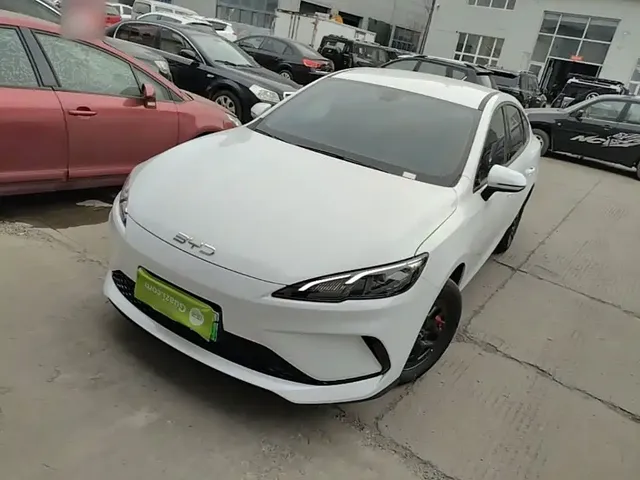 BYD Hai Bao 05 DM-i 2026 DM-i 128KM Luxury