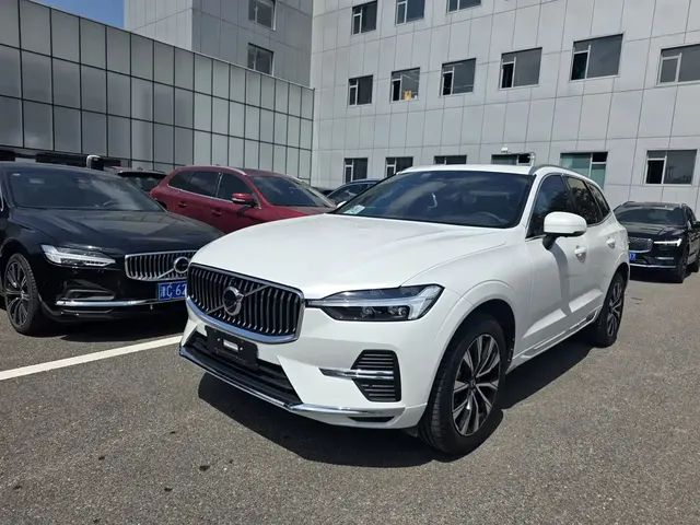 Volvo XC60 2023 B5 AWD Smart Elite Luxury