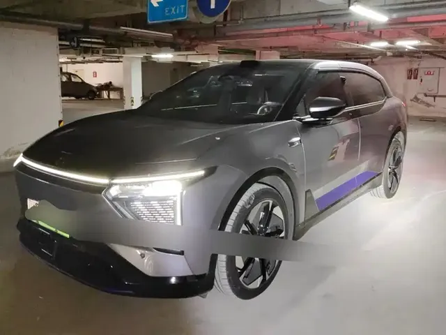 HiPhi Y 2023 560km Elite Edition