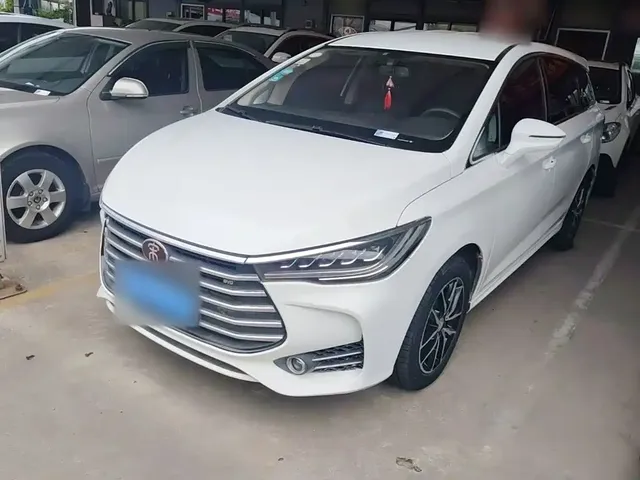 BYD Song MAX 2017 1.5T Manual Smart Luxury 7-Seater