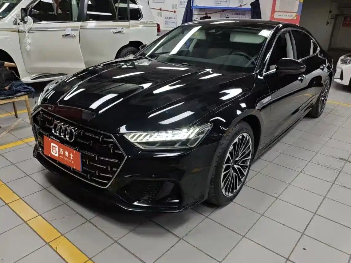 Audi A7L 2024 45 TFSI Luxury