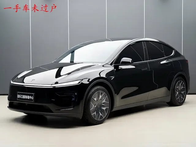 Tesla Model Y L 2025 Facelift Long Range AWD