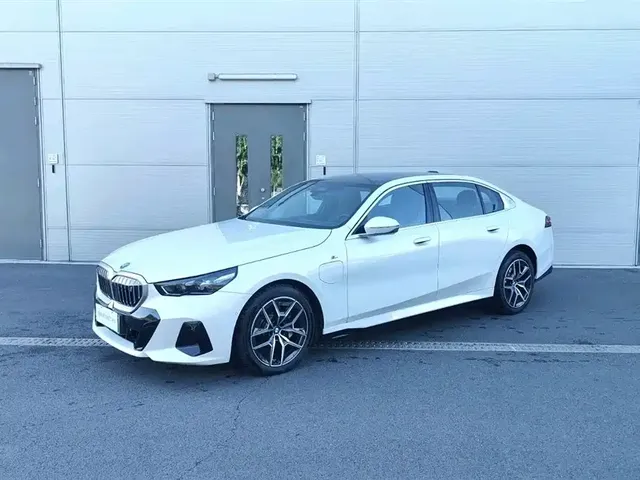 BMW i5 2025 eDrive 40L M Sport Package