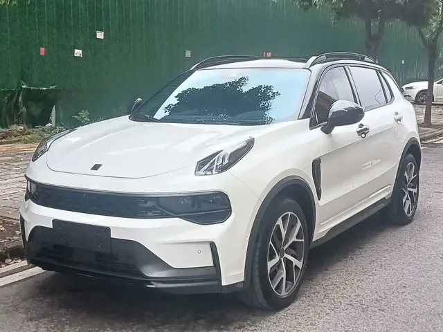 Lynk & Co 01 2021 2.0TD AWD Halo Sport