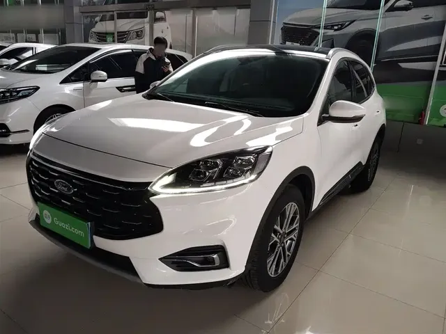 Ford Escape 2020 EcoBoost 245 2WD Premium Edition