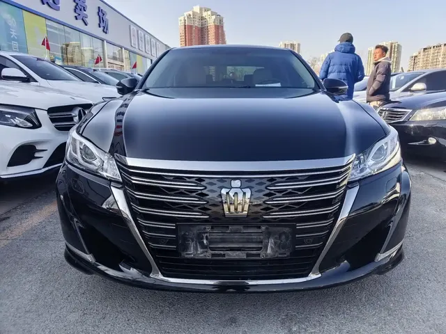 Toyota Crown 2018 2.0T Fashion Edition