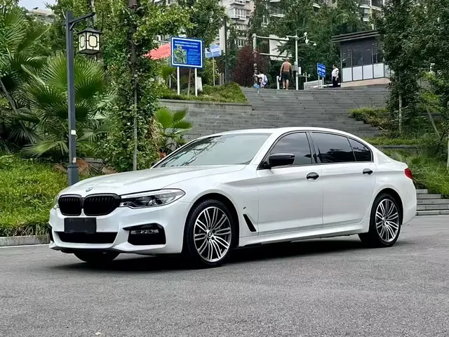 BMW 5 Series 2018 Facelift 530Li Leading M Sport Package