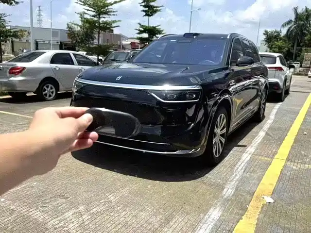 AITO Wenjie AITO M8 2025 Range Extender Max+ Edition 53.4kWh 5-seater