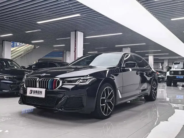 BMW 5 Series 2022 525Li M Sport Package
