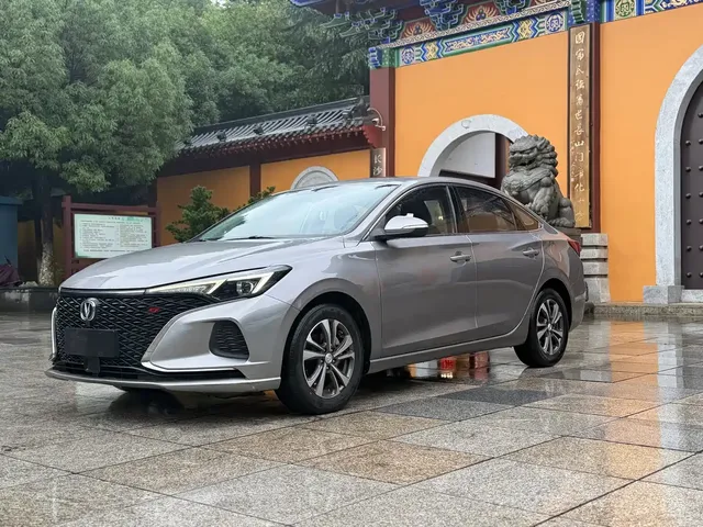 Changan Eado 2020 PLUS Blue Whale NE 1.4T GDI DCT Premium
