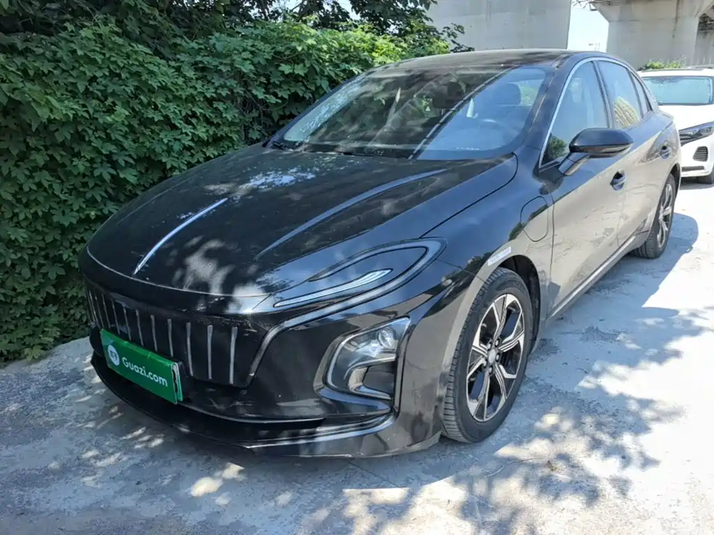Hongqi E-QM5 2023 Facelift Basic Travel Edition