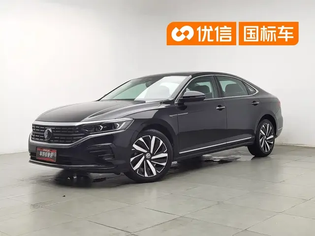 Volkswagen Passat 2023 Facelift 330TSI Premium Edition