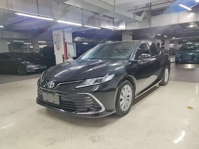 Toyota Camry 2023 2.0GVP Leading Edition