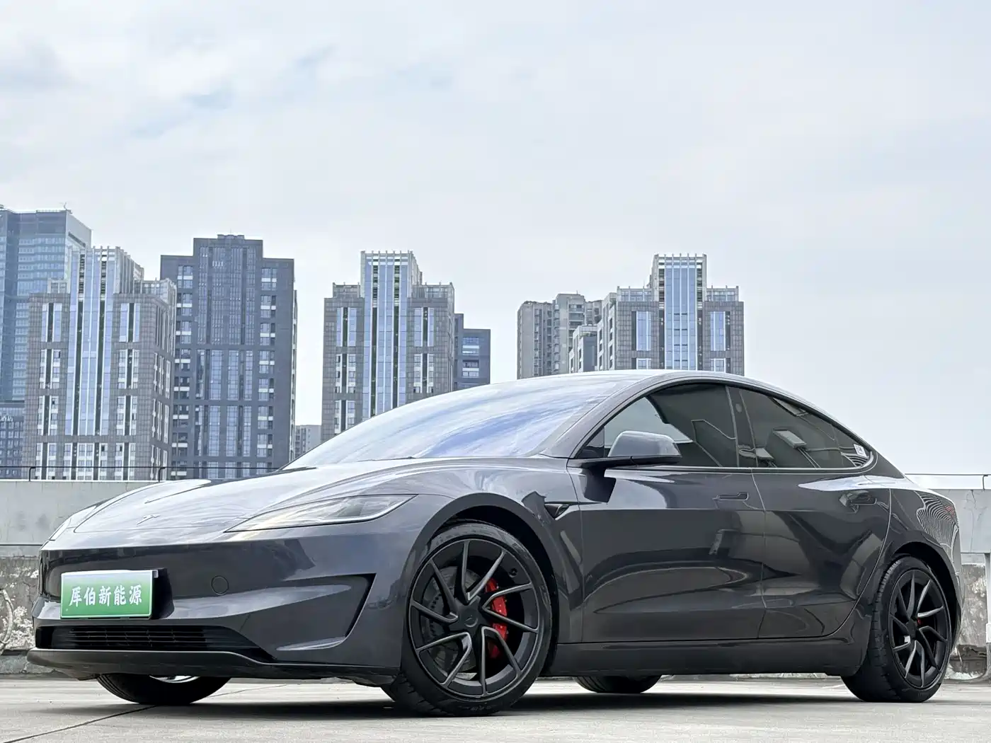 Tesla Model 3 2024 High-Performance All-Wheel Drive Edition