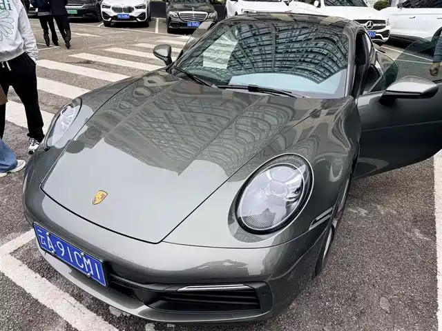 Porsche 911 2022 Carrera 3.0T