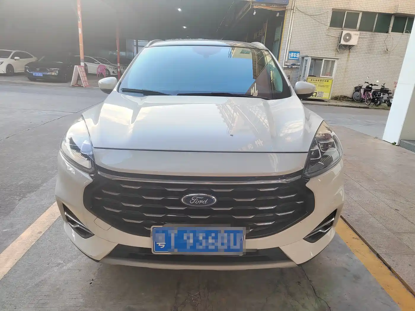 Ford Escape 2020 EcoBoost 245 2WD Premium Edition