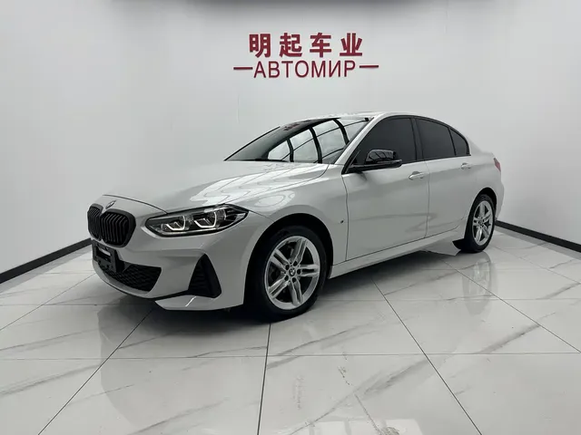 BMW 1 Series 2022 120i M Sport Shadow Edition