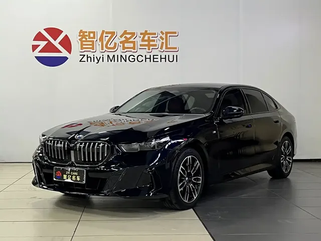 BMW 5 Series 2024 530Li Leading M Sport Package