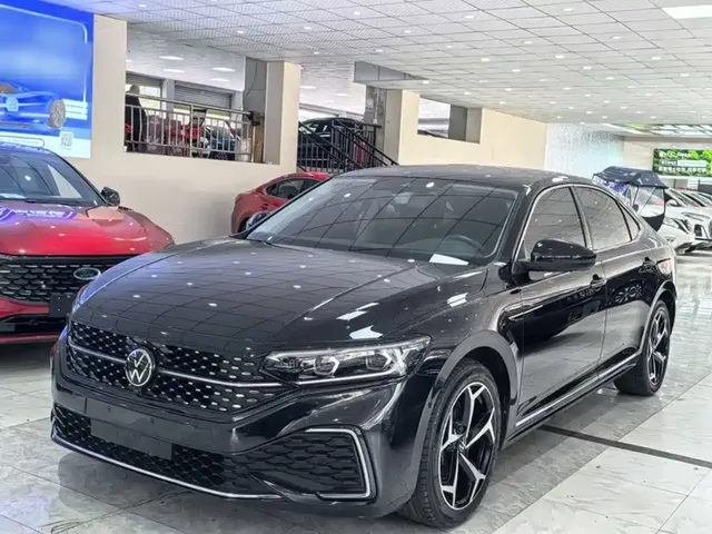 Volkswagen Passat 2024 380TSI Starlight Flagship Edition
