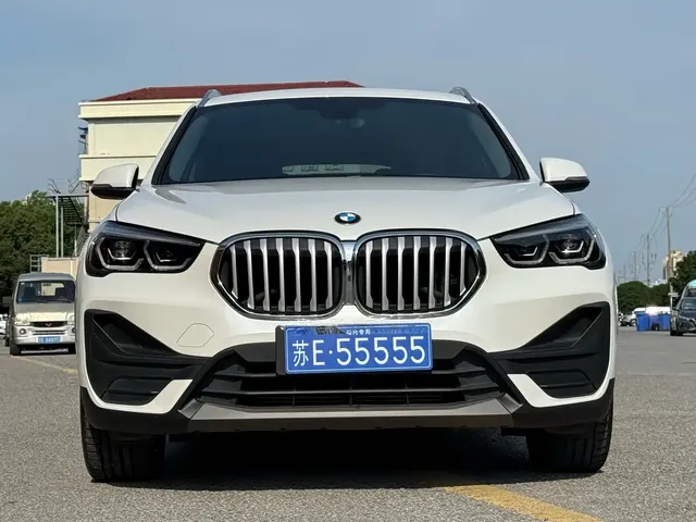 BMW X1 2021 sDrive25Li Leading