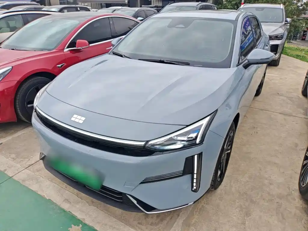 Geely Galaxy L6 2025 EM-i 140km Explorer+ Edition