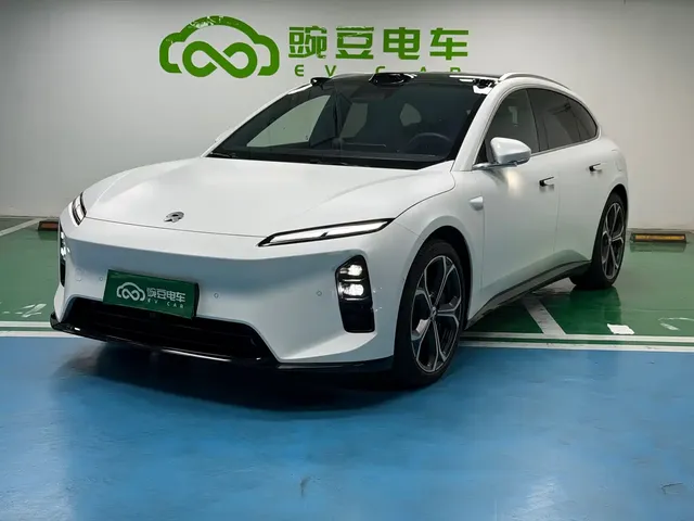 NIO ET5T 2025 75kWh Touring