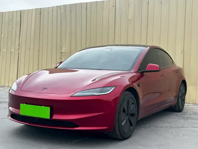 Tesla Model 3 2025 Model Year Facelift Rear-Wheel Drive