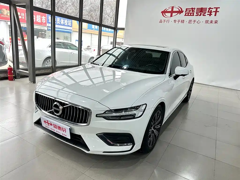 Volvo S60 2020 T4 Momentum Luxury Edition