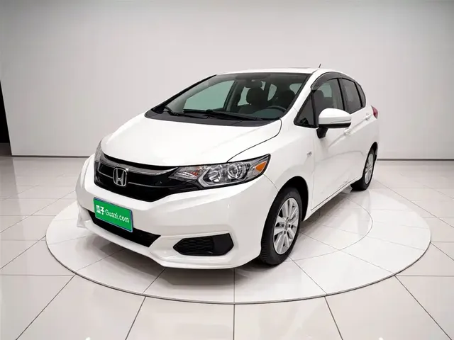Honda Fit 2018 1.5L CVT Comfort Sunroof Edition