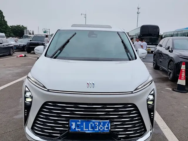 Buick GL8 2025 Land Honor Premium Edition