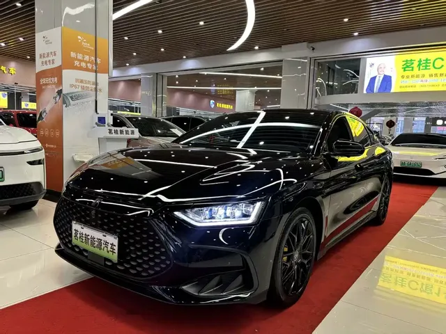 BYD Han 2023 DM-p War God Edition