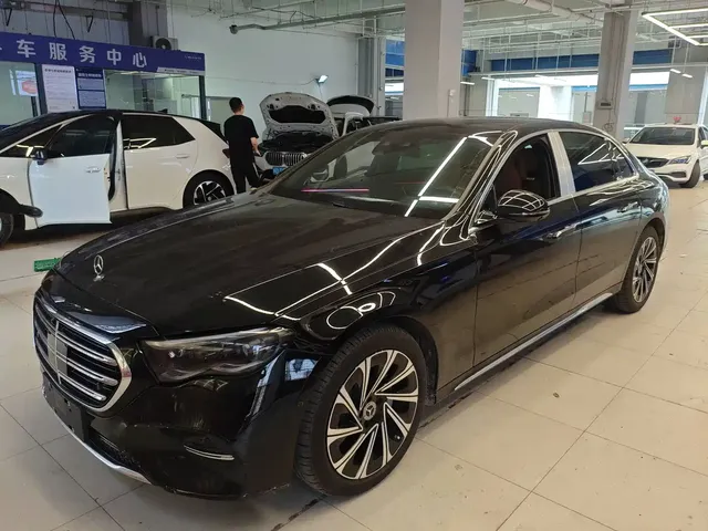 Mercedes-Benz E-Class 2025 E 300 L Luxury