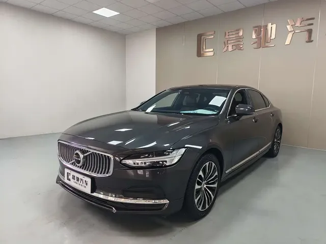 Volvo S90 2023 B5 Intelligent Comfort Luxury Edition