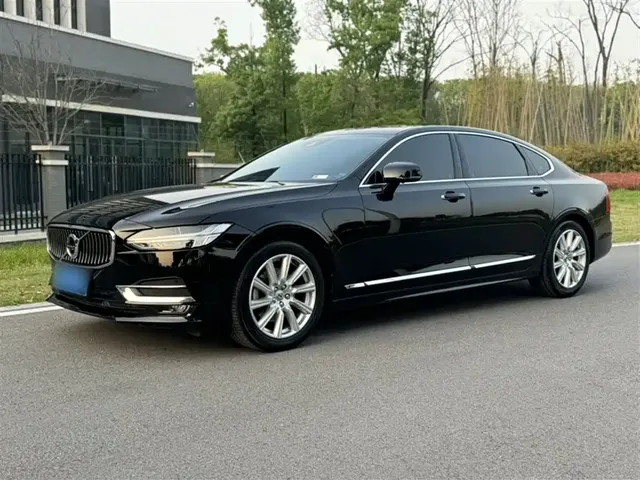 Volvo S90 2020 Facelift T5 Momentum
