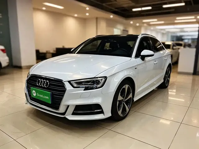 Audi A3 2019 Sportback 35 TFSI Sport China VI