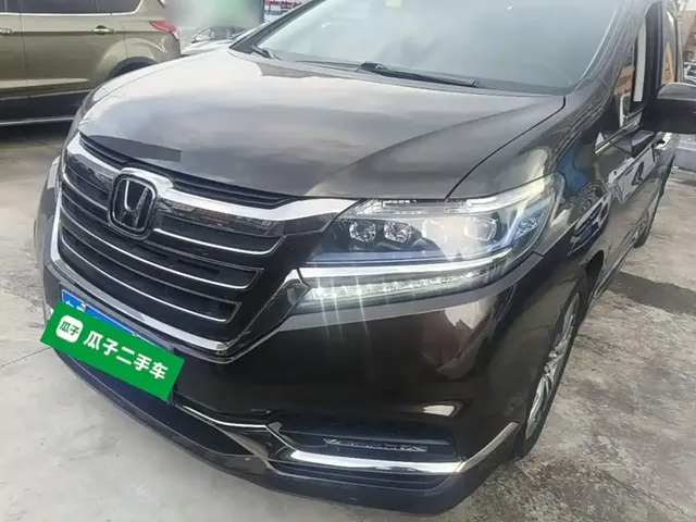Honda Elysion 2019 2.0L Hybrid Luxury Edition