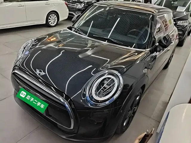 MINI MINI 2023 Facelift 1.5T COOPER Artist