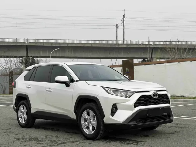 Toyota RAV4 Rongfang 2023 2.0L CVT 2WD Urban Edition