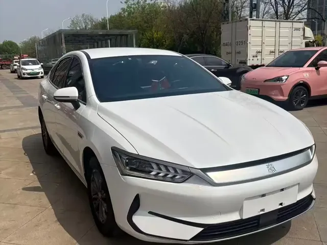 BYD Qin PLUS 2021 EV 420KM Travel Edition