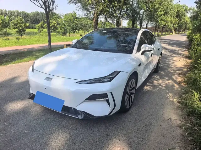 Geely Galaxy E8 2024 665km RWD Starship Voyager Edition