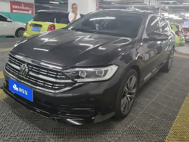 Volkswagen Sagitar 2023 300TSI DSG Excellence Edition