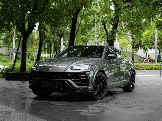 Lamborghini Urus 2021 4.0T V8