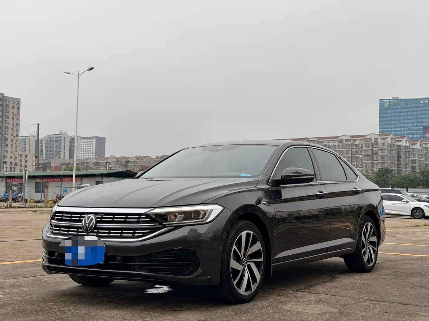 Volkswagen Sagitar 2024 300TSI DSG Surpass Edition