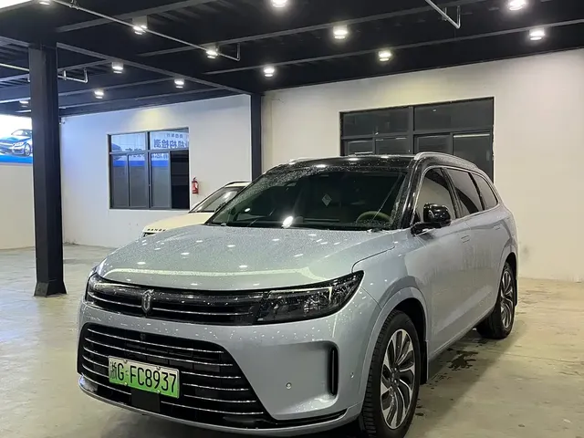 AITO Wenjie AITO M7 2024 1.5T RWD Plus 5-Seater